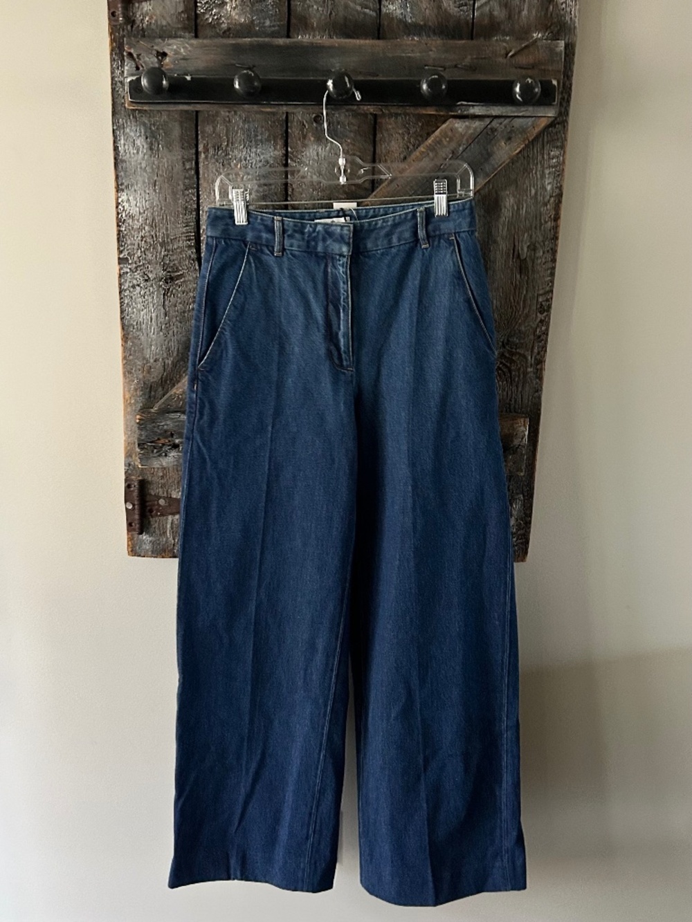 New w/Tags Arritzia Babaton Meetup Wide No Stress Medium Blue Denim Jeans